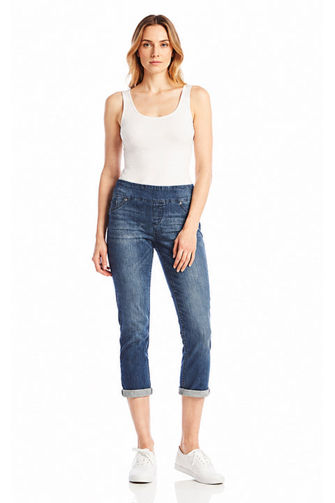 Women's Crop Jean in stretch denim with rolled cuff detail