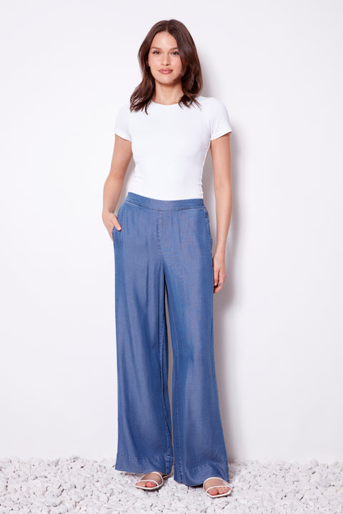 Women's TENCEL Wide Leg Pant in Blue Wash front view